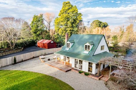 Photo of property in 147 Outram-mosgiel Road, Mosgiel, Outram, 9073