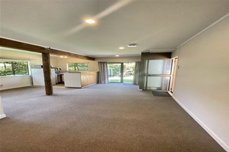 Photo of property in 2/5 Highlight Parade, Te Atatu South, Auckland, 0610