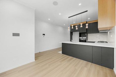 Photo of property in 115 Otuwairoa Esplanade, Opaheke, 2113