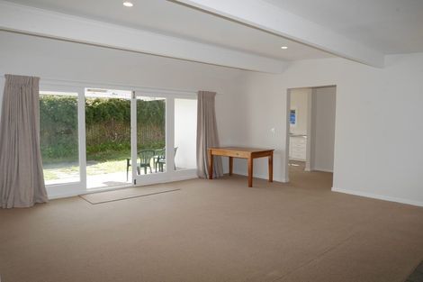 Photo of property in 74 Matai Road, Raumati South, Paraparaumu, 5032