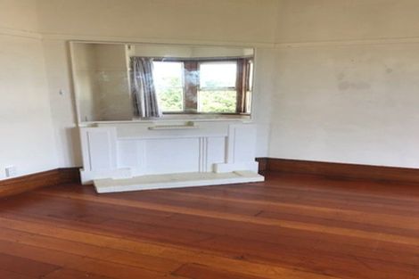 Photo of property in 4 Myrtle Crescent, Mount Cook, Wellington, 6021