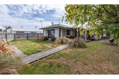 Photo of property in 60 Main North Road, Woodend, 7610