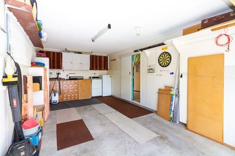 Photo of property in 15 Aintree Crescent, Awapuni, Palmerston North, 4412