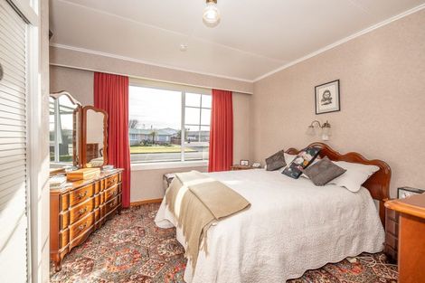 Photo of property in 38 Lyndhurst Street, Westport, 7825