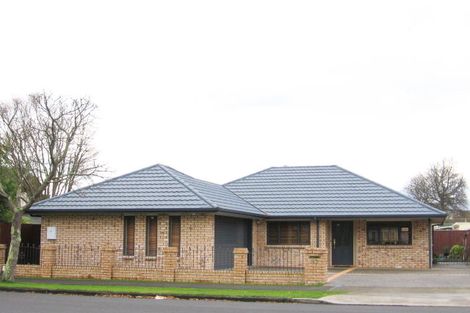 Photo of property in 83a Pahiatua Street, Hokowhitu, Palmerston North, 4410