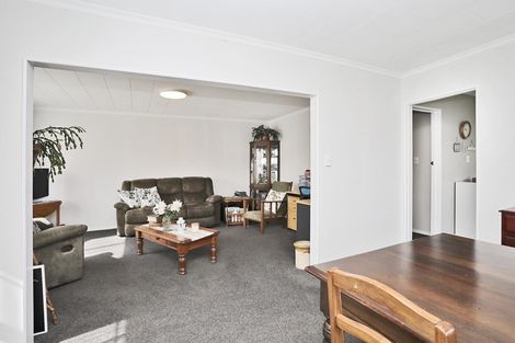 Photo of property in 19 Charles Street, Grasmere, Invercargill, 9810