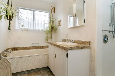 Photo of property in 1/220 Rifle Range Road, Tauhara, Taupo, 3330