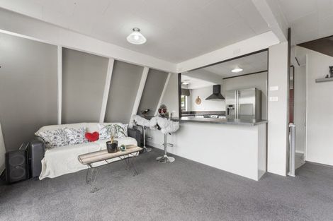 Photo of property in 8 Wild Street, Feilding, 4702