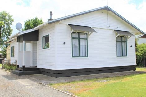 Photo of property in 5 Burns Street, Dannevirke, 4930