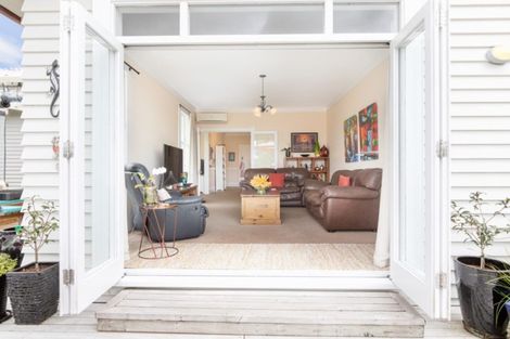 Photo of property in 28 Burns Street, Leamington, Cambridge, 3432