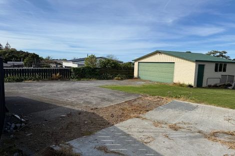 Photo of property in 110a Riversdale Drive, Merrilands, New Plymouth, 4312