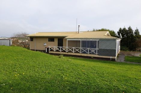 Photo of property in 205 Bridge Street, Eltham, 4322