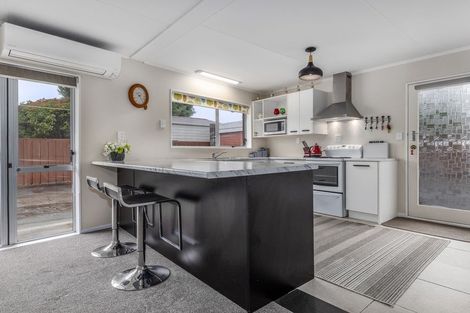 Photo of property in 4/4 Princes Street, Levin, 5510