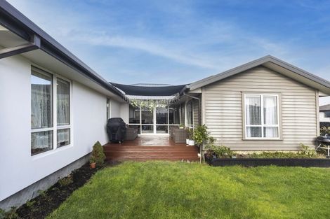 Photo of property in 4 Kingsbridge West, Burwood, Christchurch, 8083