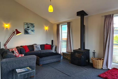Photo of property in 3 Pollock Place, Lake Tekapo, 7999