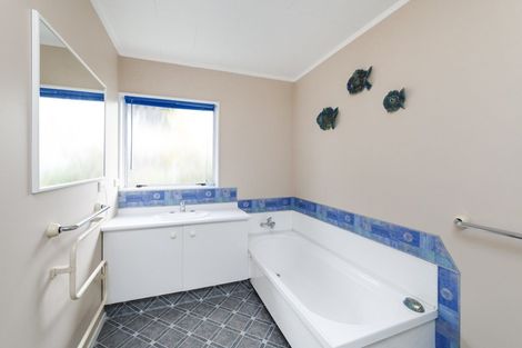 Photo of property in 10 Sunrise Heights, Feilding, 4702