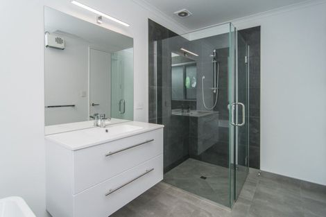 Photo of property in 16 Thomas Street, West End, Timaru, 7910