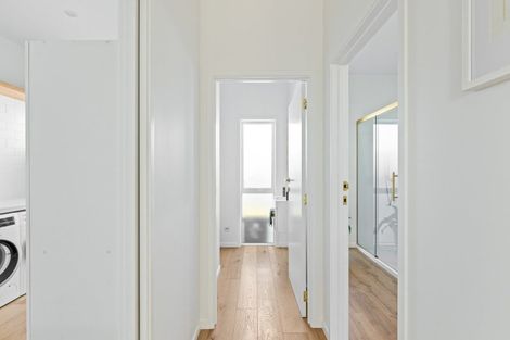 Photo of property in 12 Kowhai Street, Strandon, New Plymouth, 4312