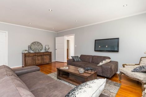 Photo of property in 20 Esmonde Road, Takapuna, Auckland, 0622