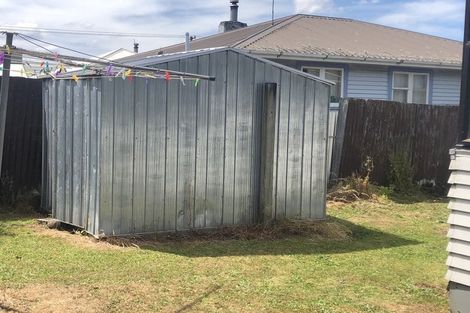 Photo of property in 12 West Street, Eltham, 4322