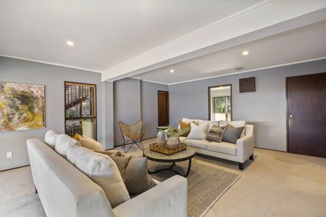 Photo of property in 29 Calman Place, Chatswood, Auckland, 0626