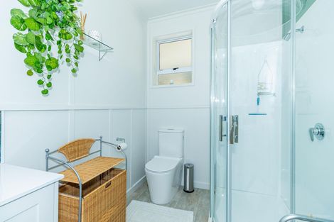 Photo of property in 2 Point Bush Road, Waimate, 7924