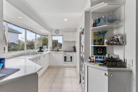 Photo of property in 2/62 Orangewood Drive, Northpark, Auckland, 2013