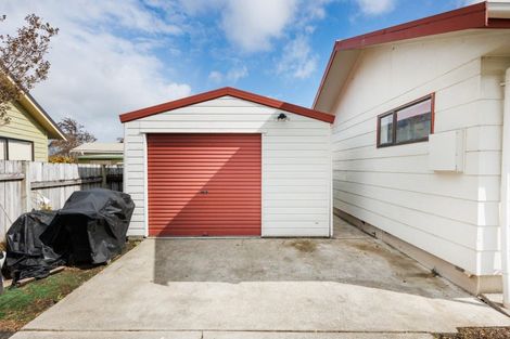 Photo of property in 41a Raglan Avenue, Cloverlea, Palmerston North, 4412