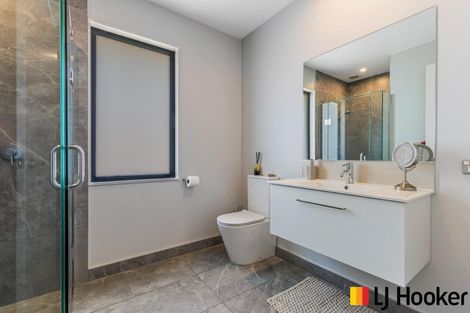 Photo of property in 98 Bushlake Way, Kingseat, Papakura, 2580