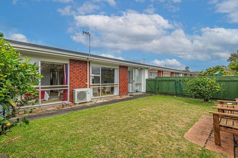 Photo of property in 4/150 Albert Street, Terrace End, Palmerston North, 4410