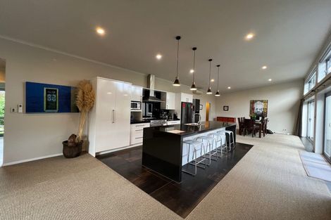 Photo of property in 20 Azure Place, Huntington, Hamilton, 3210