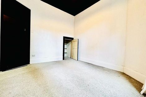 Photo of property in 142 Riddiford Street, Newtown, Wellington, 6021