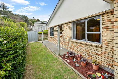 Photo of property in 13 Ring Lane, Paparangi, Wellington, 6037