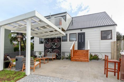 Photo of property in 10 Antonia Place, Bell Block, New Plymouth, 4312