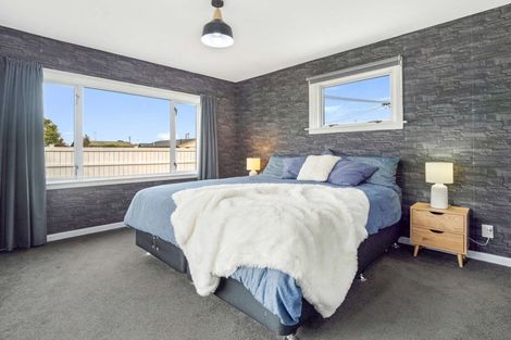Photo of property in 8 Roberts Road, Hei Hei, Christchurch, 8042