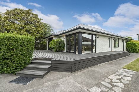 Photo of property in 17 Mooray Avenue, Bishopdale, Christchurch, 8053