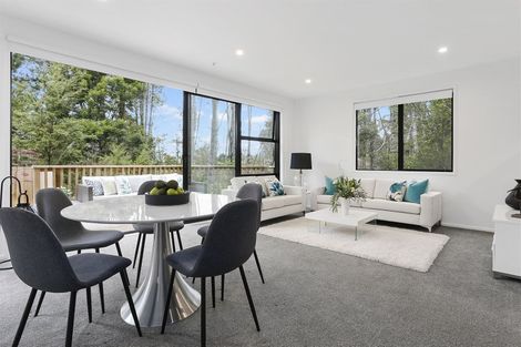 Photo of property in 4/15d Verran Road, Birkenhead, Auckland, 0626