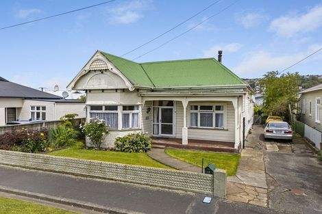 Photo of property in 12 Kings Avenue, Saint Kilda, Dunedin, 9012