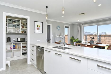 Photo of property in 35 Koura Drive, Rangiora, 7400