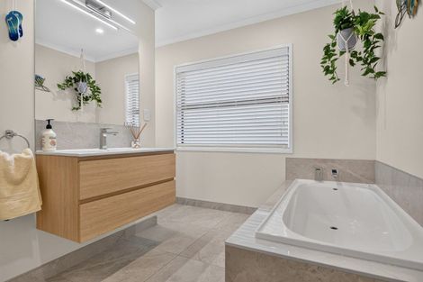 Photo of property in 4 Rehua Drive, Ngaruawahia, Hamilton, 3288