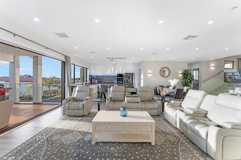 Photo of property in 13 Michael Richard Place, East Tamaki Heights, Auckland, 2016