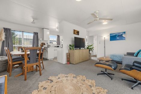 Photo of property in 1/1216 Papamoa Beach Road, Papamoa Beach, Papamoa, 3118