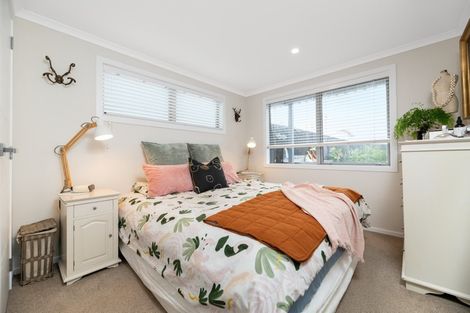 Photo of property in 1037 Papamoa Beach Road, Papamoa Beach, Papamoa, 3118