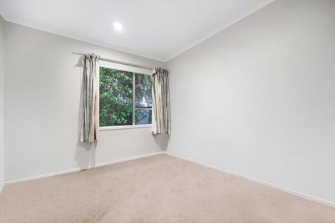 Photo of property in 26 Contessa Drive, Glenfield, Auckland, 0629