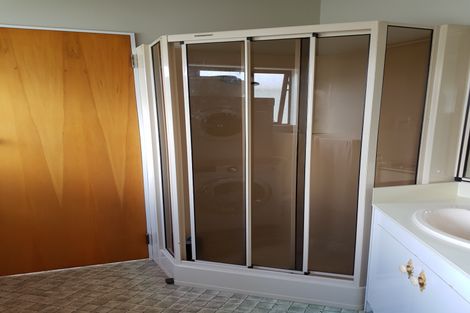 Photo of property in 4 Omutu Street, Oakura, Hikurangi, 0184