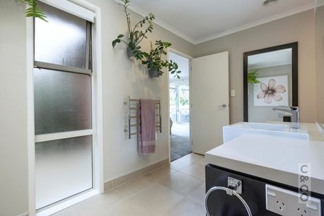 Photo of property in 58 Muriwai Road, Waimauku, 0812