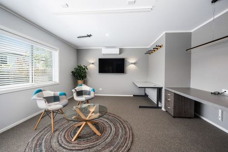 Photo of property in 17 Pukeko Way, Kinloch, Taupo, 3377