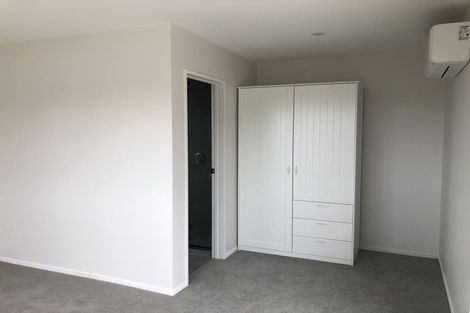 Photo of property in 8 Keating Rise, Northcross, Auckland, 0632