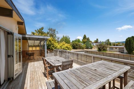 Photo of property in 44 Richmond Avenue, Richmond Heights, Taupo, 3330