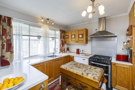 Photo of property in 1 Bryant Street, Takaro, Palmerston North, 4412